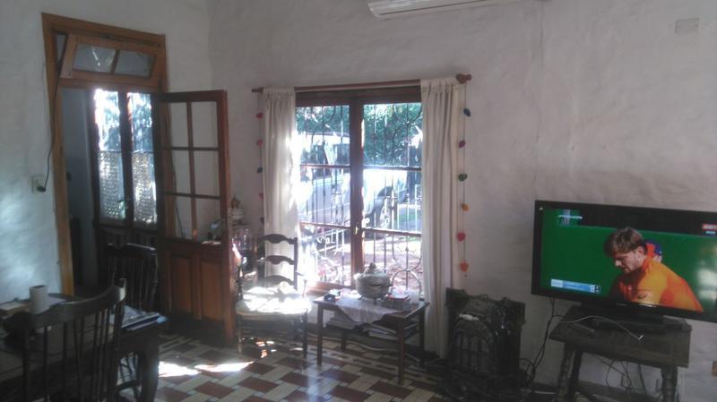 Excelente Propiedad en Esquina. Ideal Inversor 1