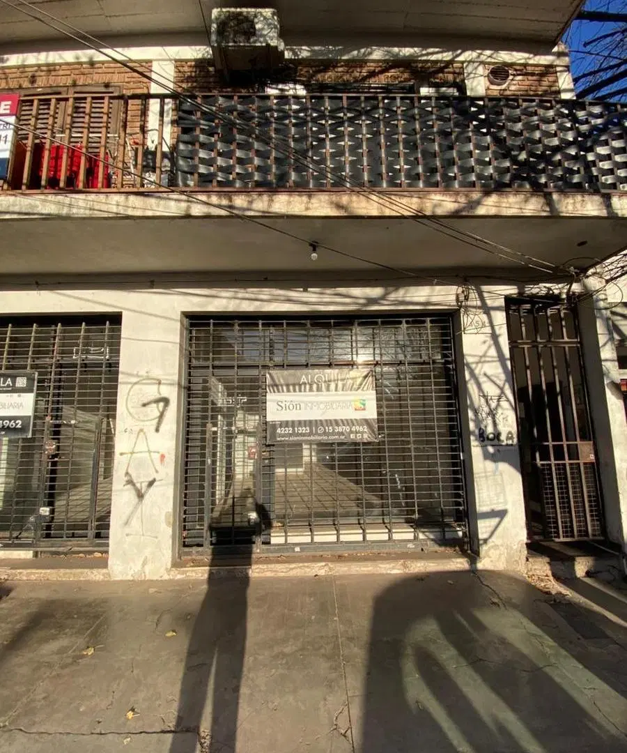 Local en Ezeiza 3