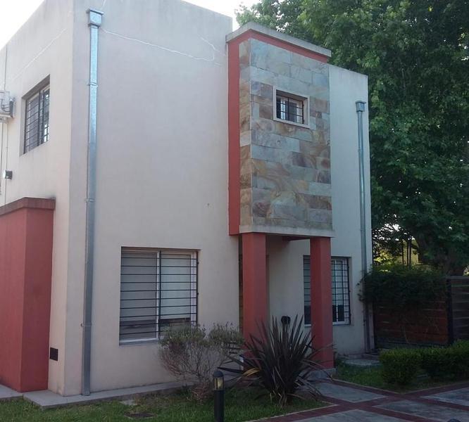 Duplex en Excelente Ubicación | Venta | José Mármol 3