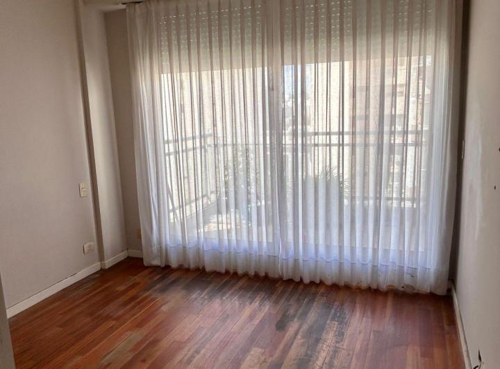 Alquiler departamento tres ambientes con cochera  4