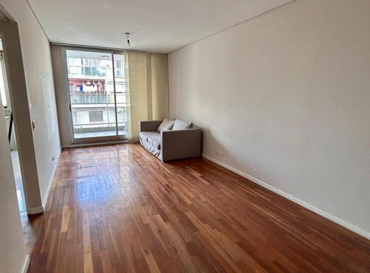 Alquiler departamento tres ambientes con cochera  2