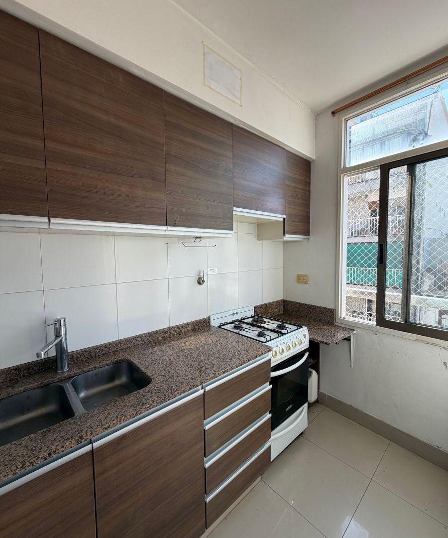 Foto de 2 ambientes al frente con balcón, amenities y apto profesional, imagen 2