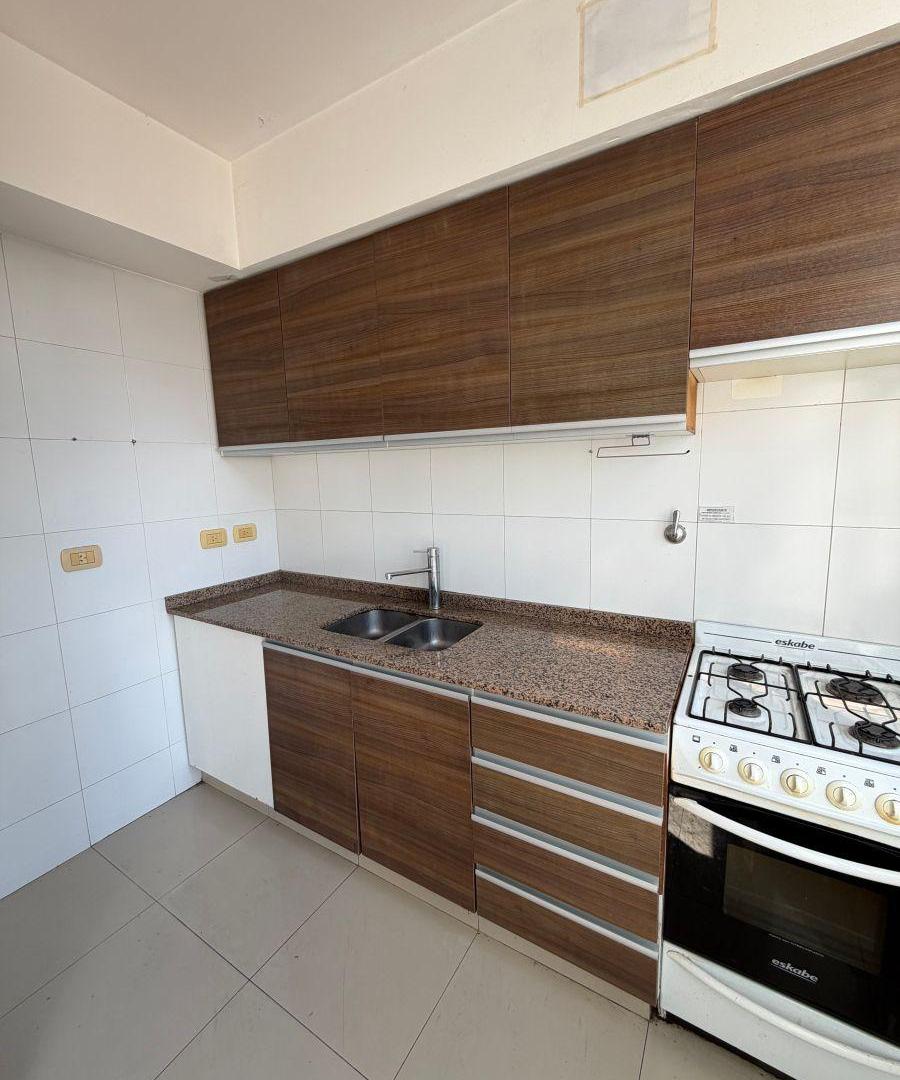 Foto de 2 ambientes al frente con balcón, amenities y apto profesional, imagen 1