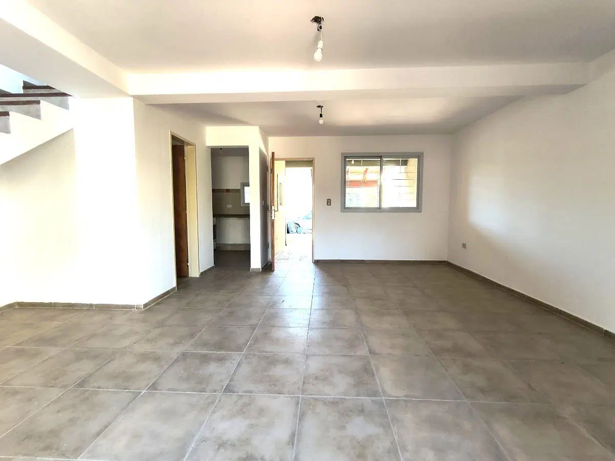 ALQUILER B NUEVO JARDIN DUPLEX 3 DORM CON PATIO LINDO 3