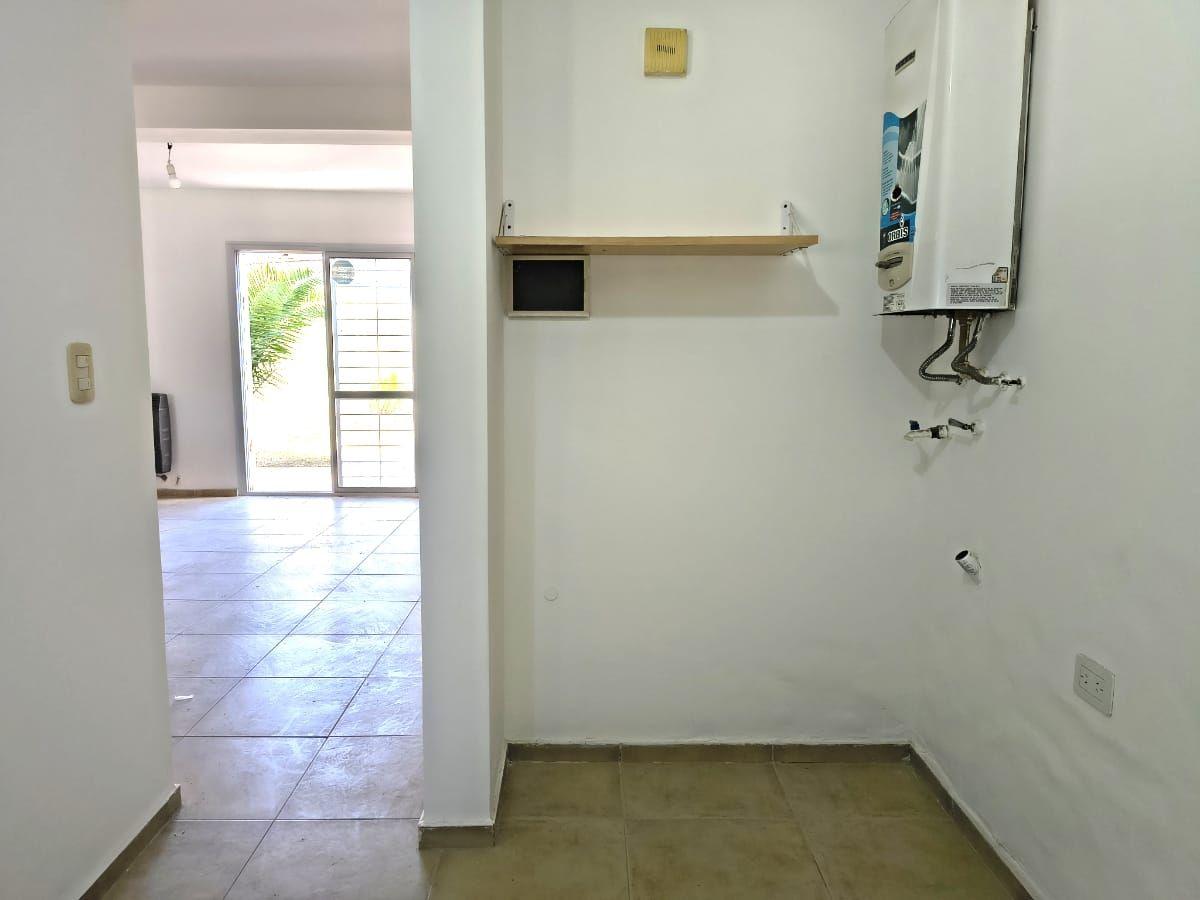 Foto de ALQUILER B NUEVO JARDIN DUPLEX 3 DORM CON PATIO LINDO, imagen 2