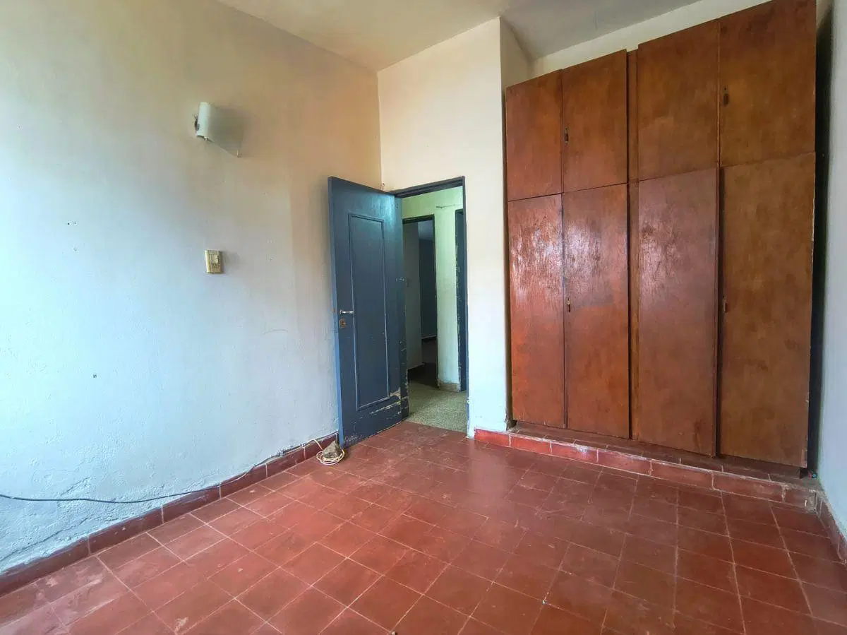 CASA 3 DORMITORIOS MAS DEPARTAMENTO A RECICLAR CON ACCESO INDEPENDIENTE SERVICIOS ACTIVOS 2
