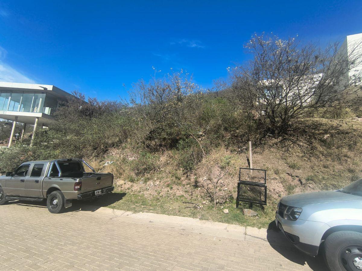 Foto de LA DESEADA LOTE PENDIENTE POSITIVA CERCA DEL INGRESO PRINCIPAL, imagen 1
