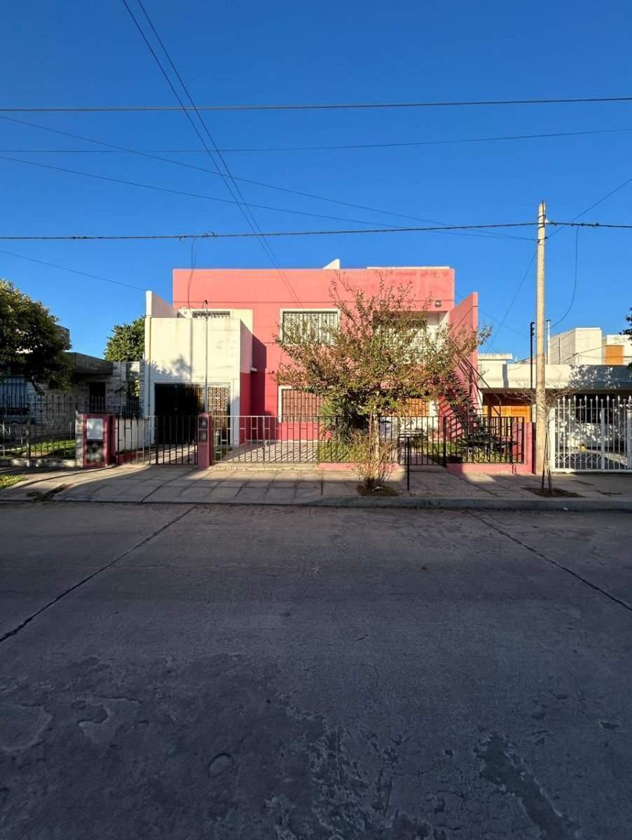 Excelente Oportunidad! Venta de PH de 3 Dorm. en B Alto Verde! 4
