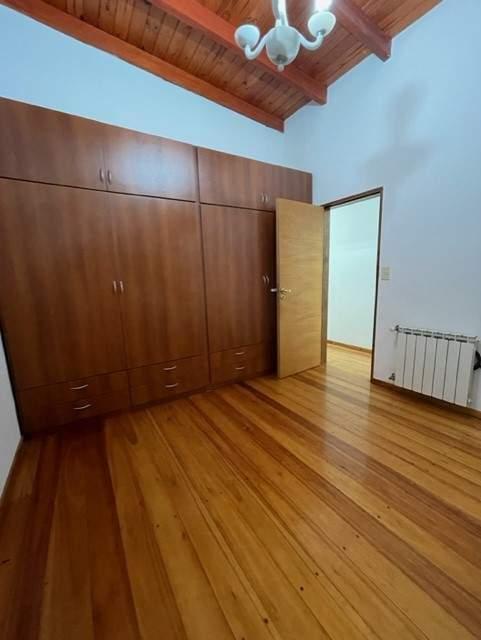 Excelente Oportunidad! Venta de Casa! 2 PH de 3 Dorm. en B Alto Verde! 1