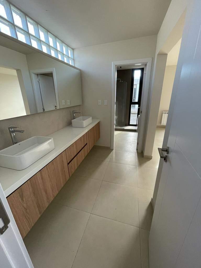 Oportunidad! Duplex Categoría! Zona Jardin Claret! 5