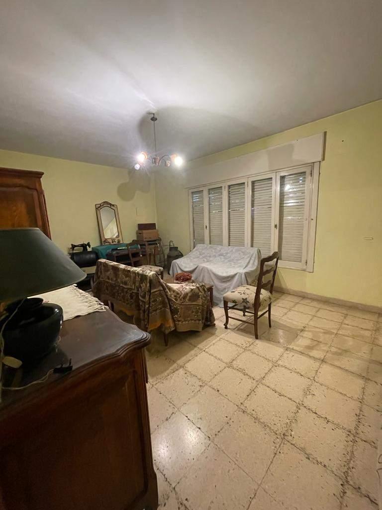Venta de Casa 3 Dorm. Dpto con 2 Dorm. en Bº Granja de Funes 5