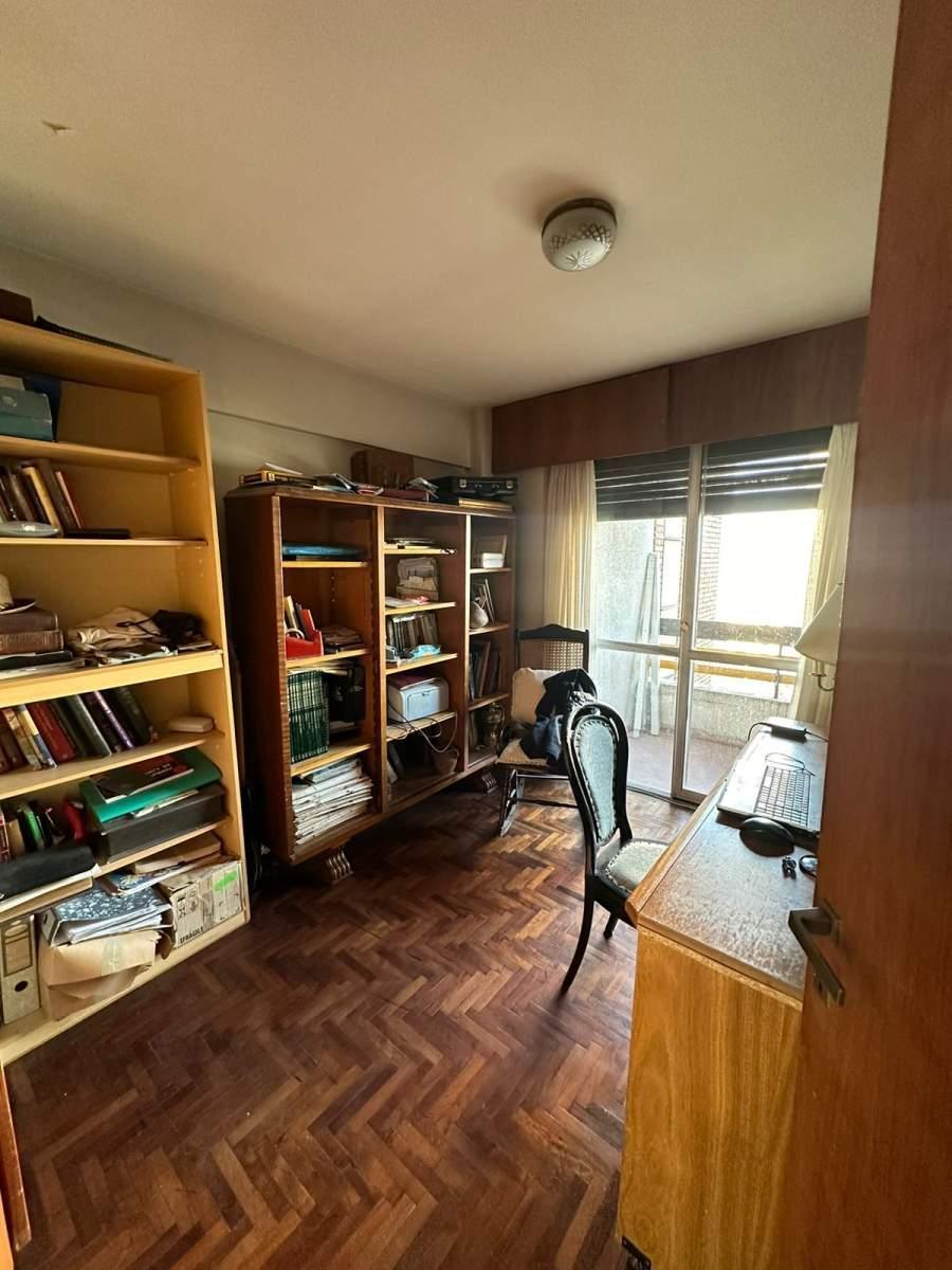 Se Vende Excelente Piso Completo de Cuatro Dorm.! 1