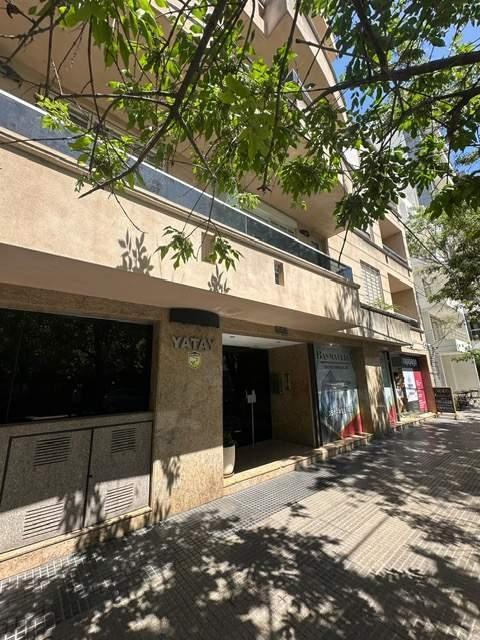 Se Vende Excelente Dpto en General Paz de Dos Dorm.! 5