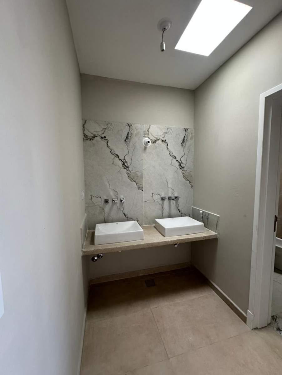 Se Vende Excelente Duplex de 3 Dorm. en La Luisita Barrio Rescidencial! 3
