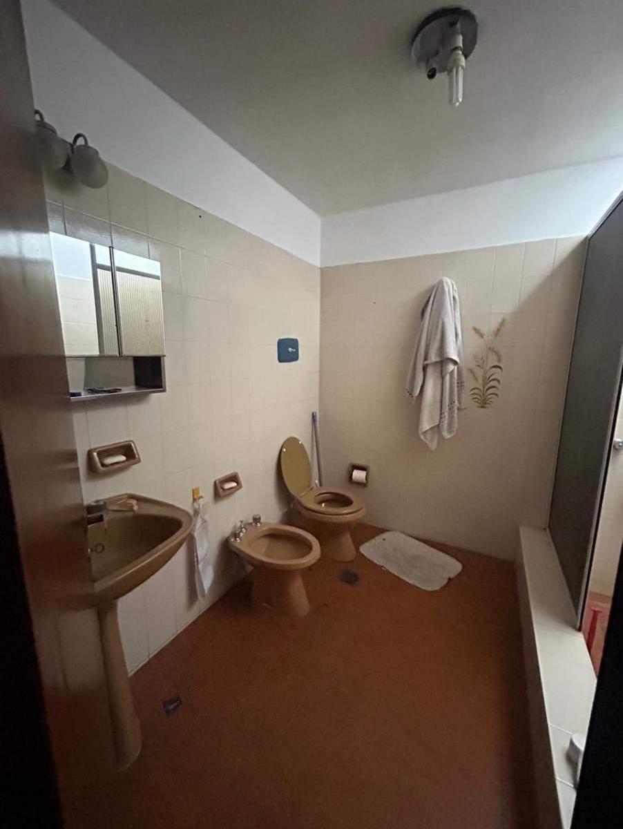 Vende Casa 3 Dorm en Barrio Urca! 1
