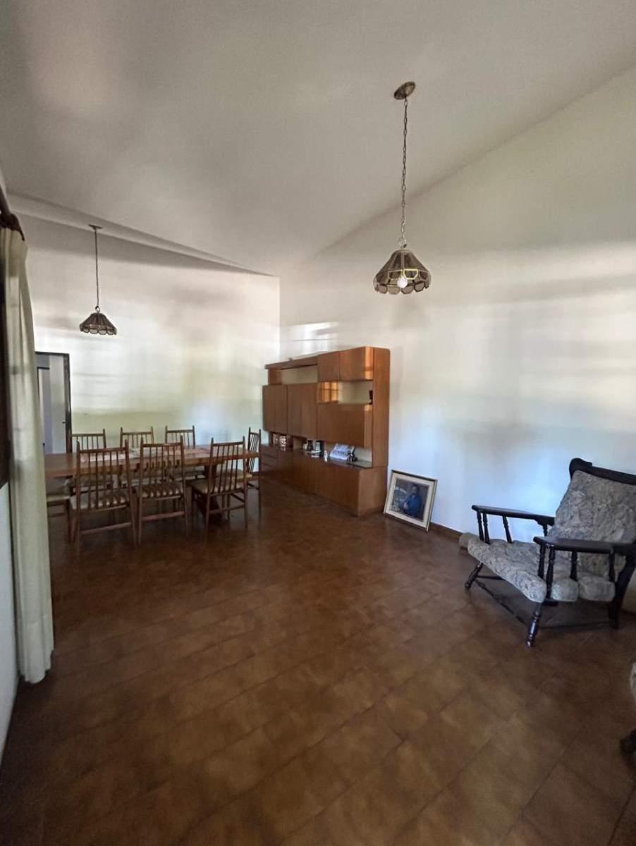 Vende Casa 3 Dorm en Barrio Urca! 1
