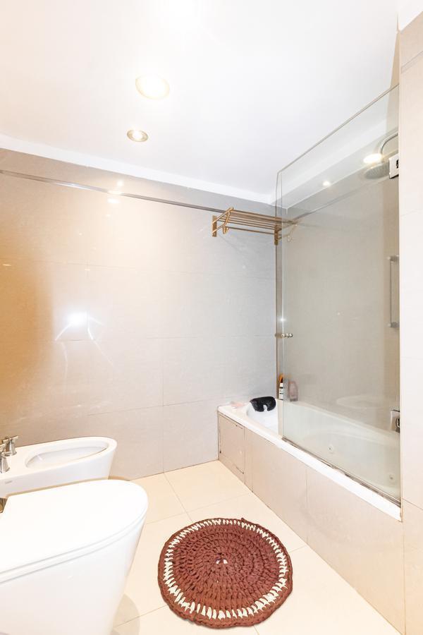 Venta Semipiso de Categoría Balcón Terraza Cochera Av Libertador y Av Coronel Diaz 5
