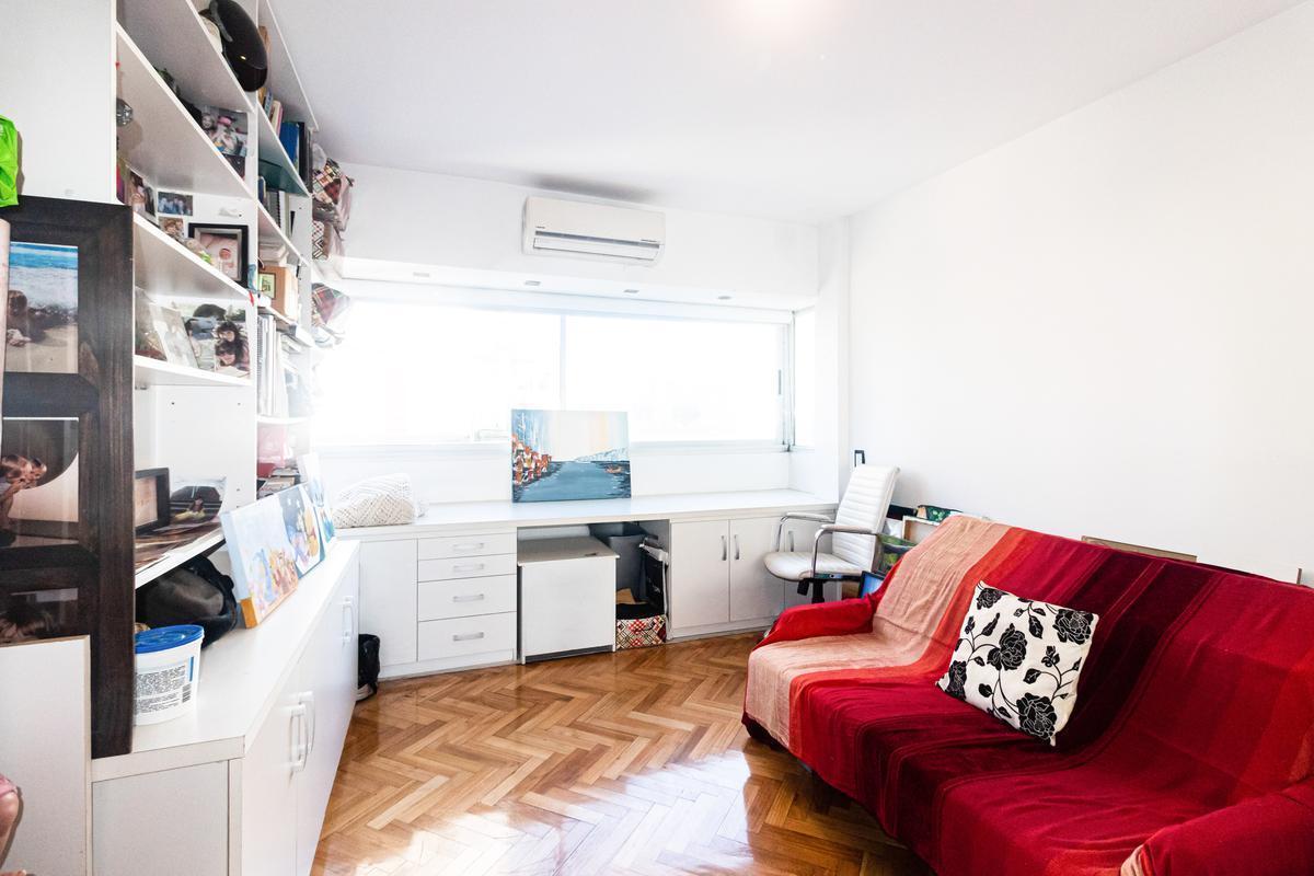 Venta Semipiso de Categoría Balcón Terraza Cochera Av Libertador y Av Coronel Diaz 4