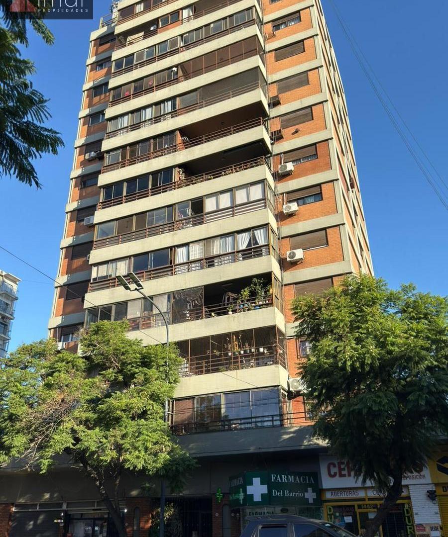 Venta de 3 ambientes en Av. Independencia. cercania con UADE