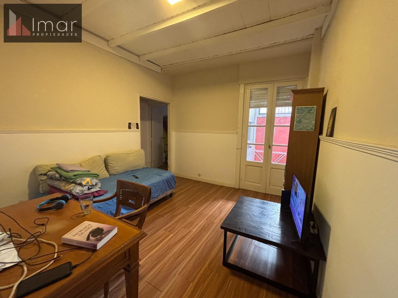 Foto de Vende departamento en Recoleta de 2 Ambientes con patio para refaccionar, imagen 5