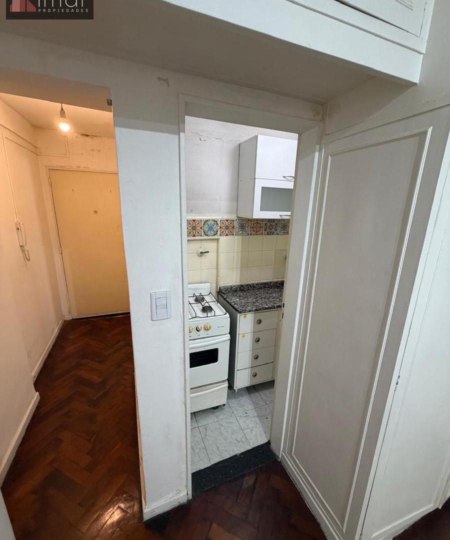 Foto de Alquiler Departamento Monoambiente Al frente Mansilla Recoleta, imagen 3