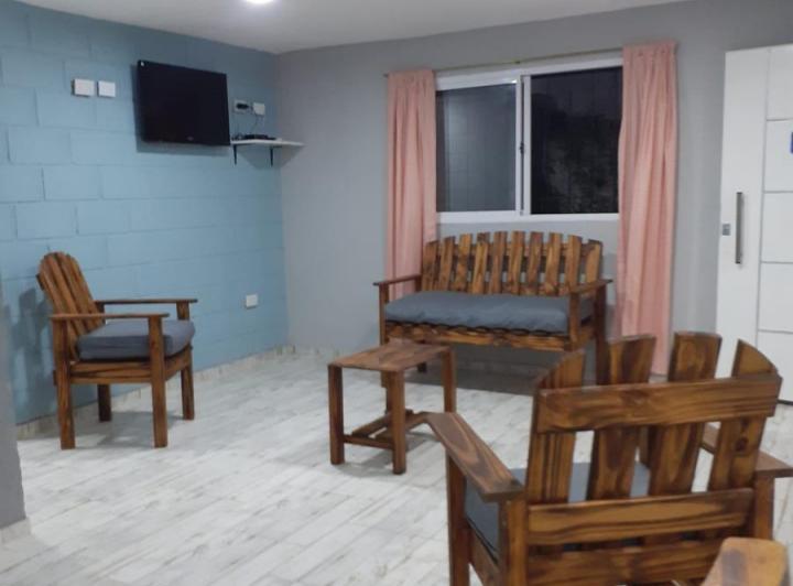 Alquilo casa con pileta en las sierras 2