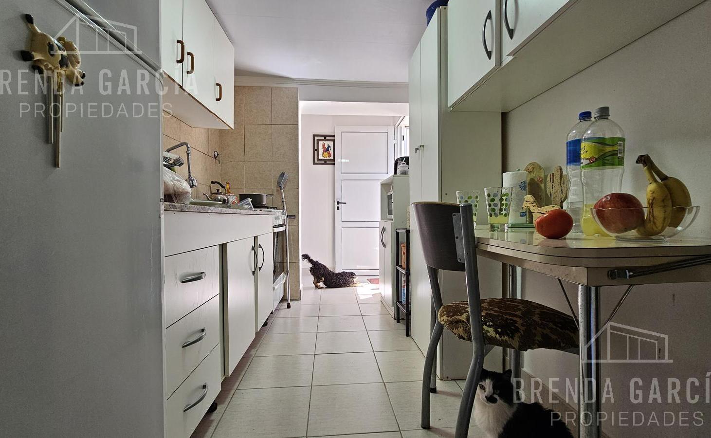 Foto de Casa + Local + Departamento en Venta En Colon Entre Rios., imagen 4