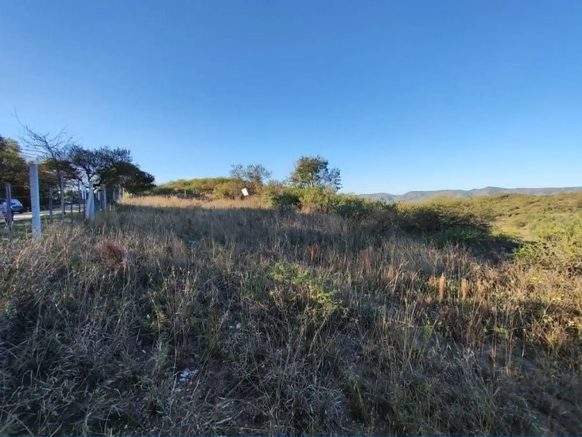 FRACCION DE 1 HECTAREA EN VENTA EN ICHO CRUZ, CORDOBA 5