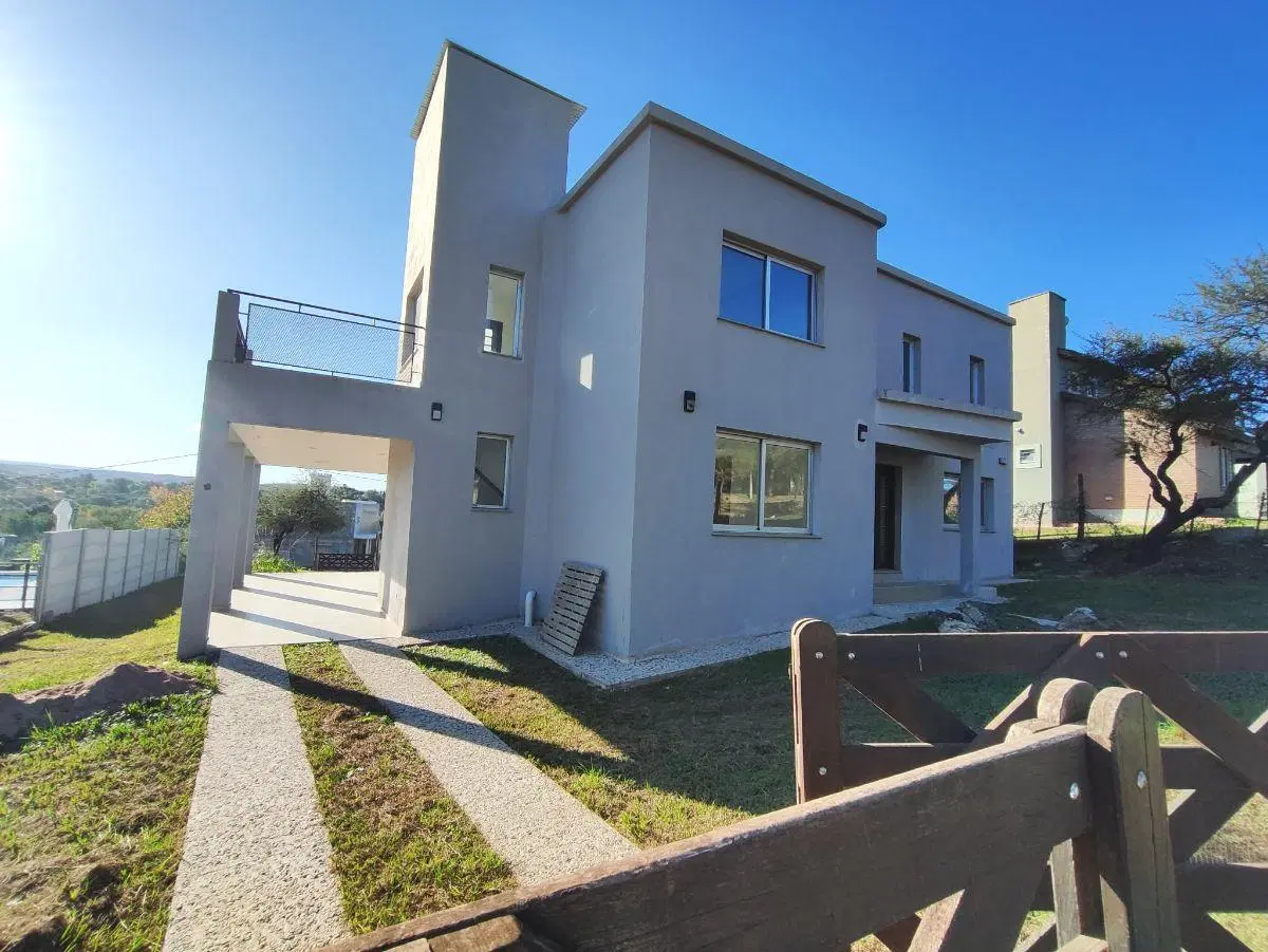 CHALET EN VENTA EN BARRIO CERRADO "LOMAS DEL REY", MAYU SUMAJ, CORDOBA 2