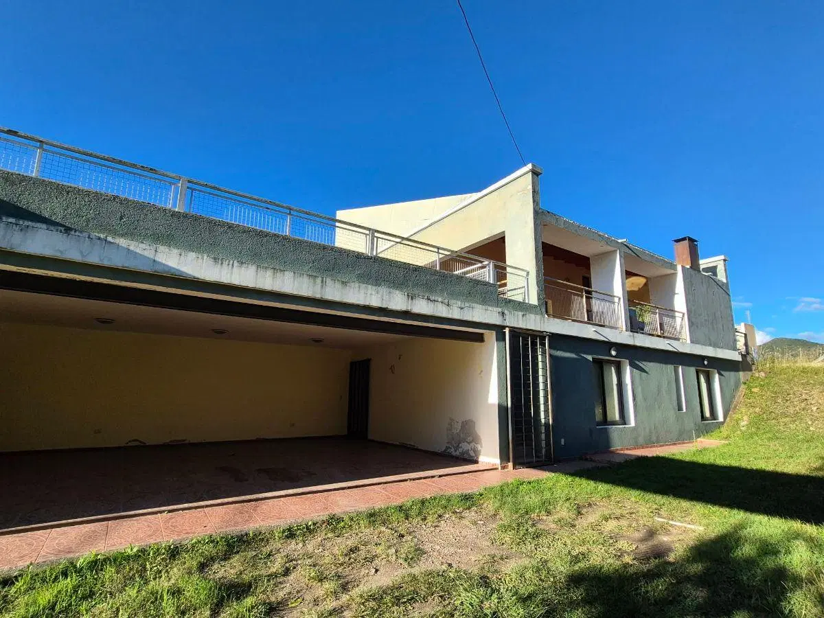 CASA CON PILETA EN ALQUILER ANUAL EN SAN ANTONIO DE ARREDONDO, CORDOBA 4