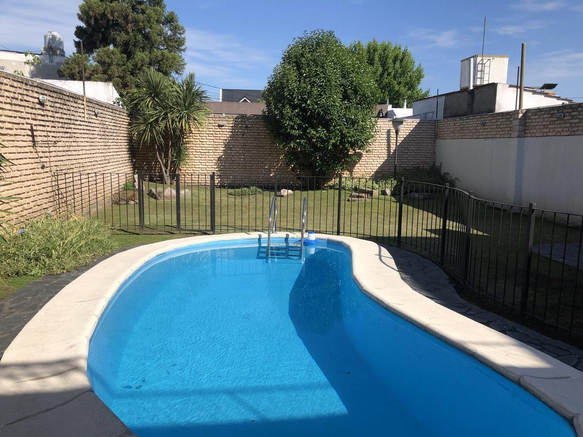 CASA 4 AMBIENTES ITUZAINGO NORTE APTO CREDITO