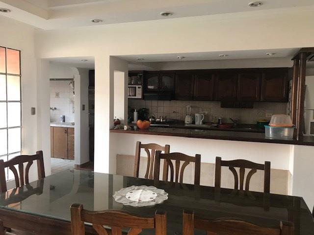 VENTA CASA CUATRO AMBIENTES ITUZAINGO NORTE