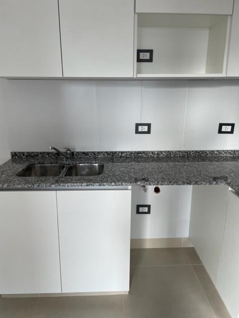 VENTA DEPARTAMENTO DOS AMBIENTES CASTELAR
