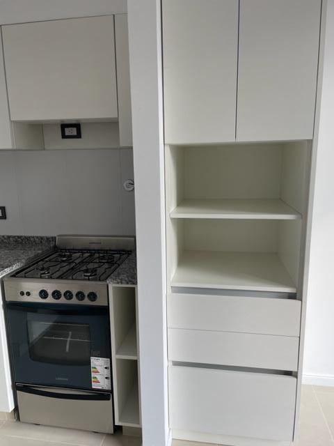 Foto de VENTA DEPARTAMENTO DOS AMBIENTES CASTELAR, imagen 2