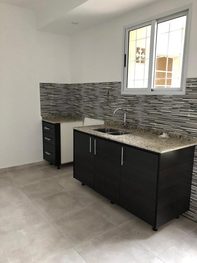 Casa tres ambientes venta - Ituzaingó Norte