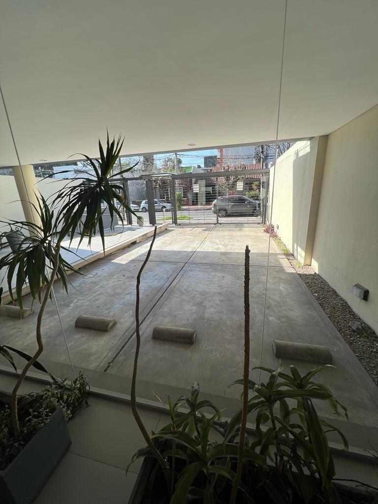 Venta Departamento Morón 2