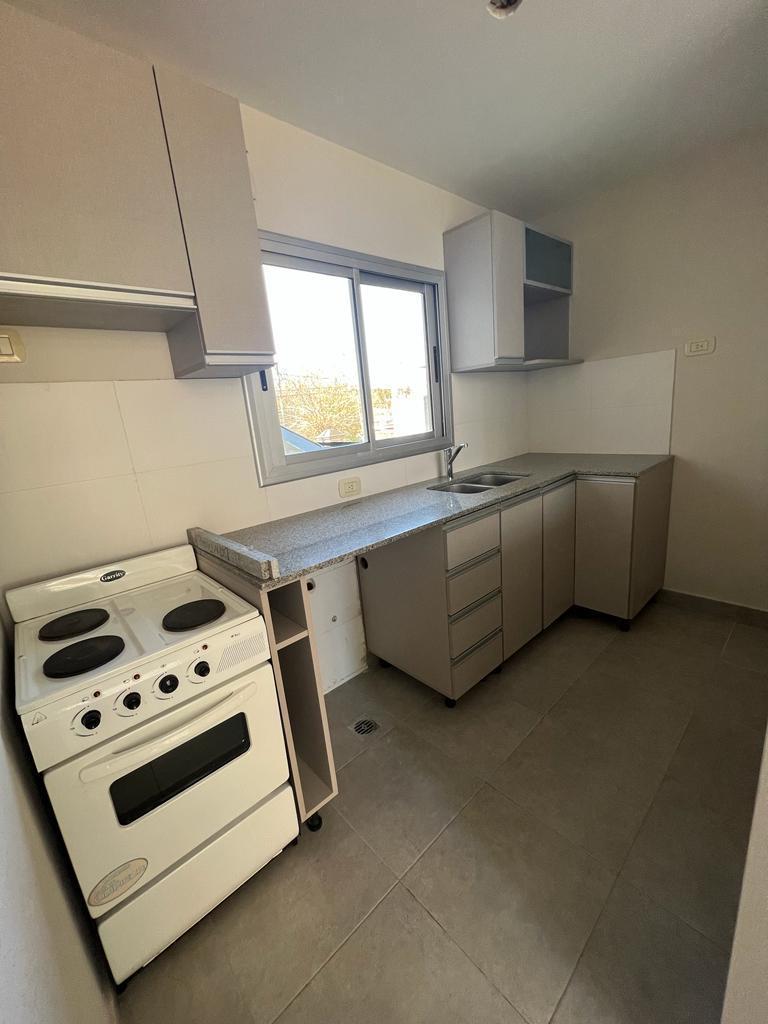 Venta Departamento Morón 3