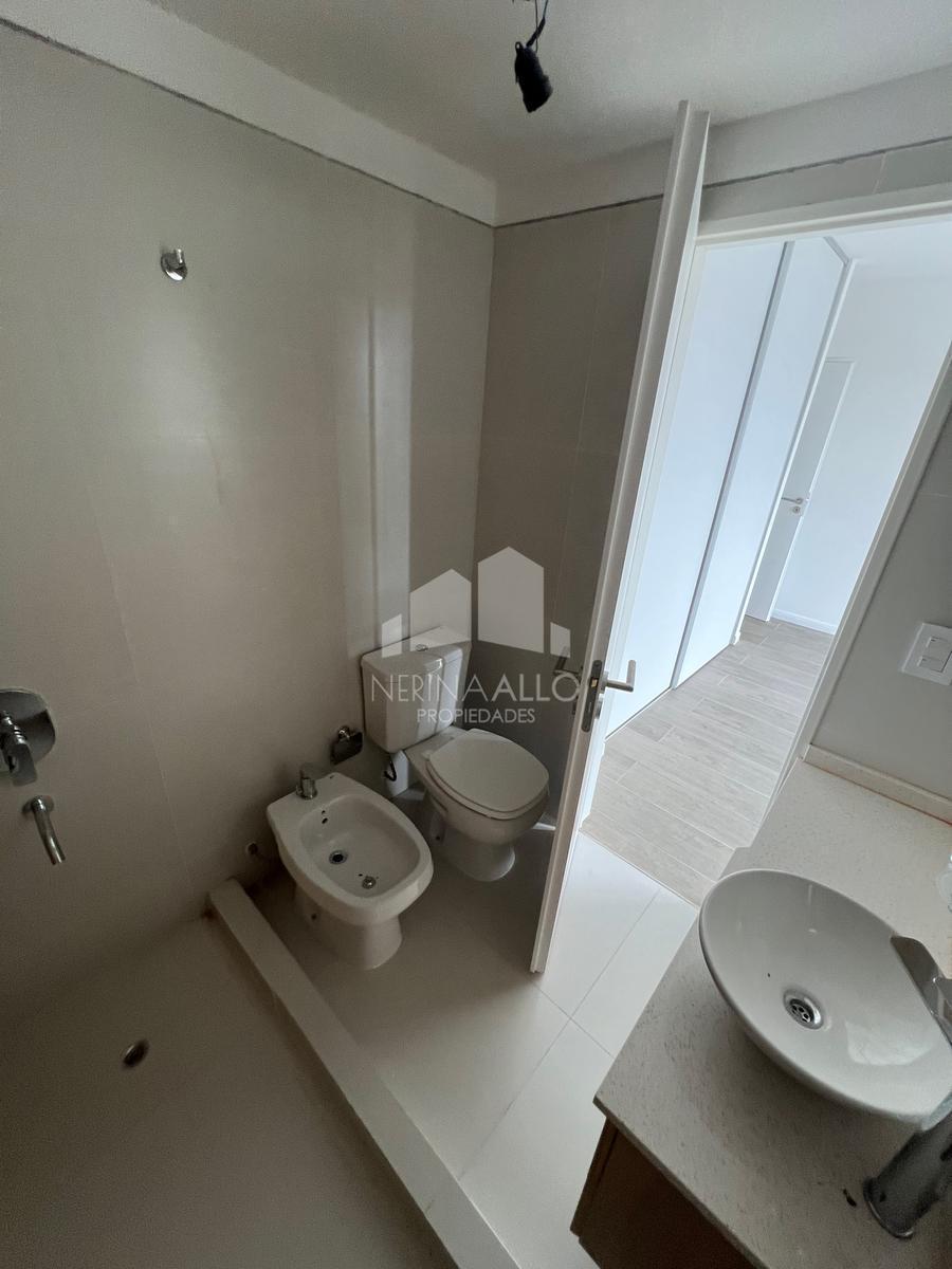 Venta Departamento en Ituzaingo Norte 3