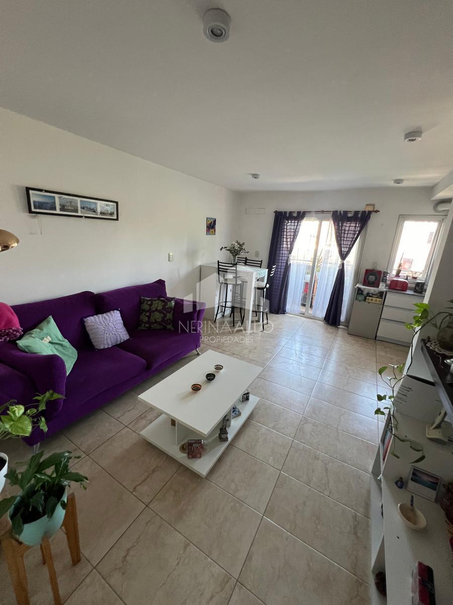 Foto de VENTA DEPARTAMENTO DOS AMBIENTES CASTELAR SUR, imagen 3