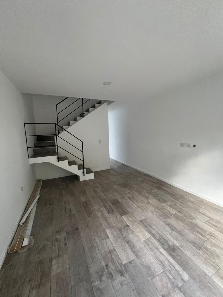 Venta Duplex en Castelar Sur 1