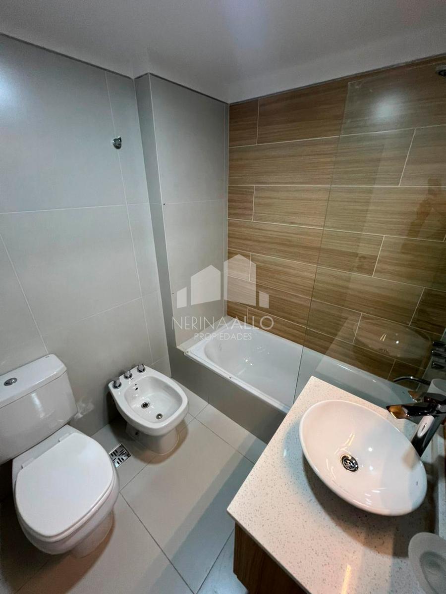 Venta Departamento en Ituzaingo Norte 5