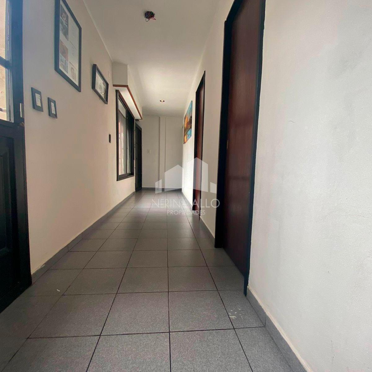 Venta Local con Vivivenda en Castelar Sur 5
