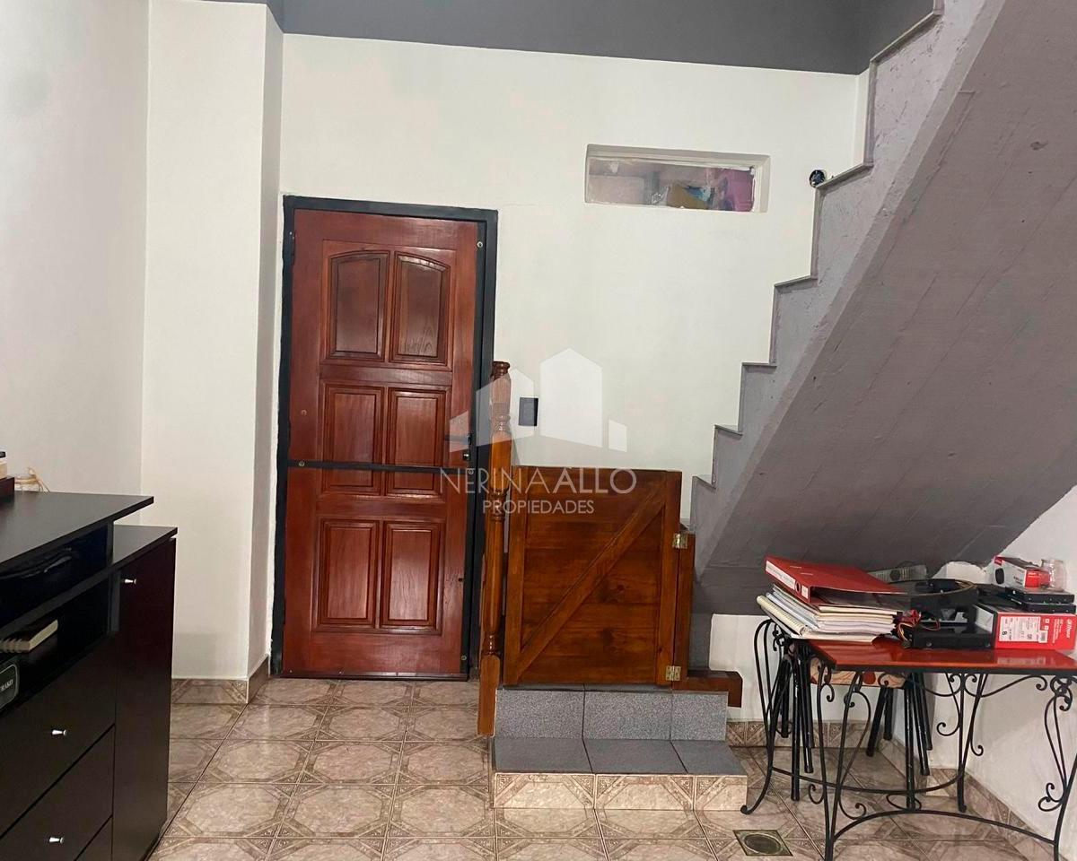 Venta Local con Vivivenda en Castelar Sur 4