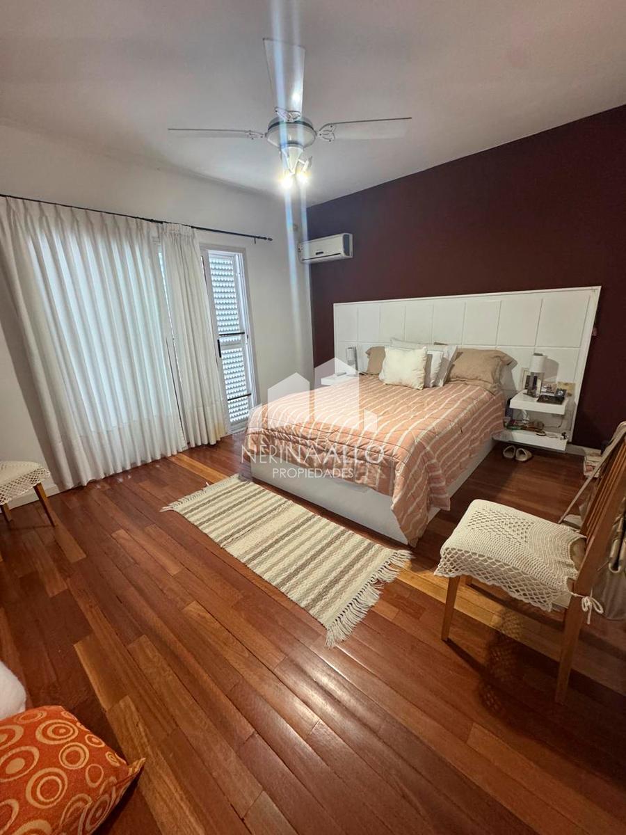 Foto de Venta Casa 5 Amb en Castelar Norte, imagen 3