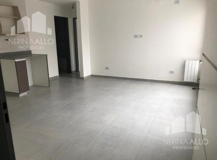 VENTA DEPARTAMENTO 2 AMBIENTES MORON 4