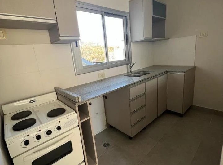 VENTA DEPARTAMENTO MORÓN 4