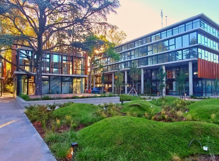 VENTA OFICINA PARQUE LELOIR ITUZAINGO 3