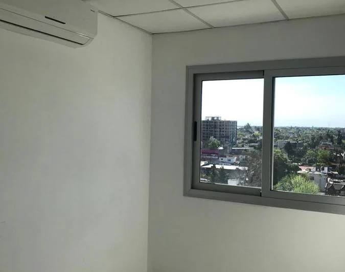 OFICINA ALQUILER ITUZAINGO CENTRO NORTE CON COCHERA 2