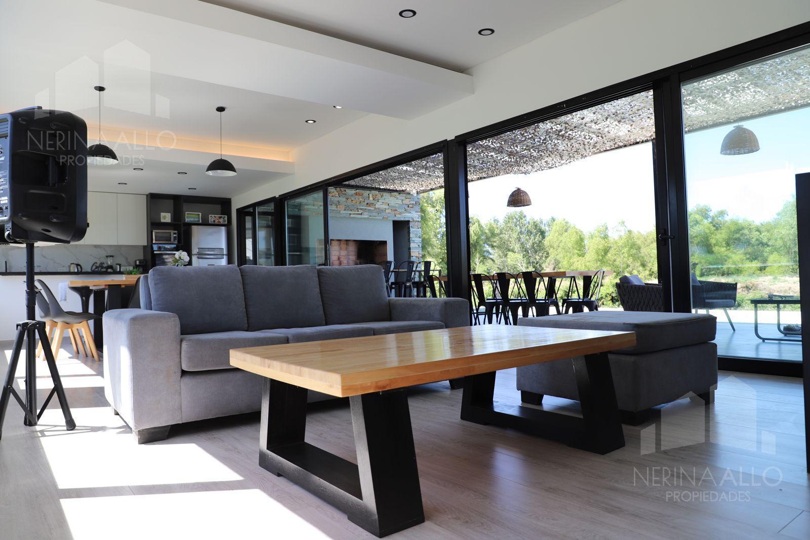 Foto de Venta Alquiler Casa 6 Ambientes en Isla Del Este Tigre, imagen 2