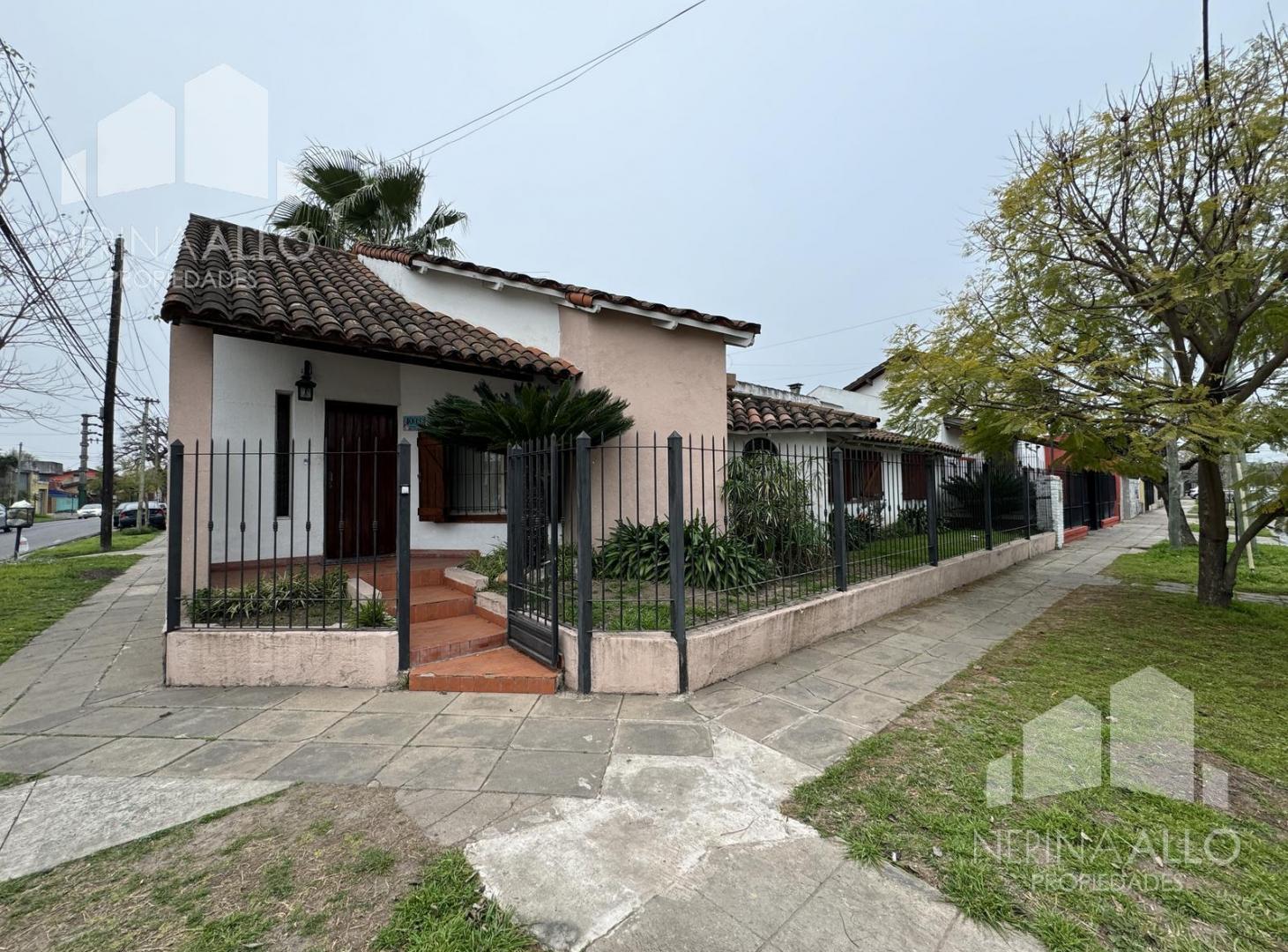 Venta Casa 5 Ambientes en Ituzaingo Norte